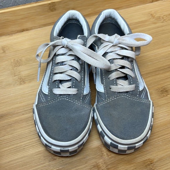 Gray vans - Picture 2 of 7